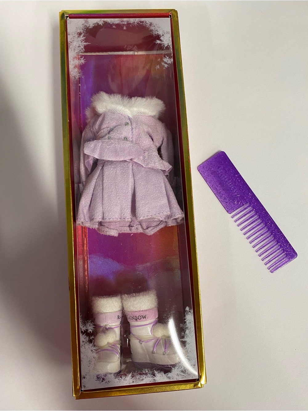 Rainbow High Violet Willow Set - Picture 6 of 8